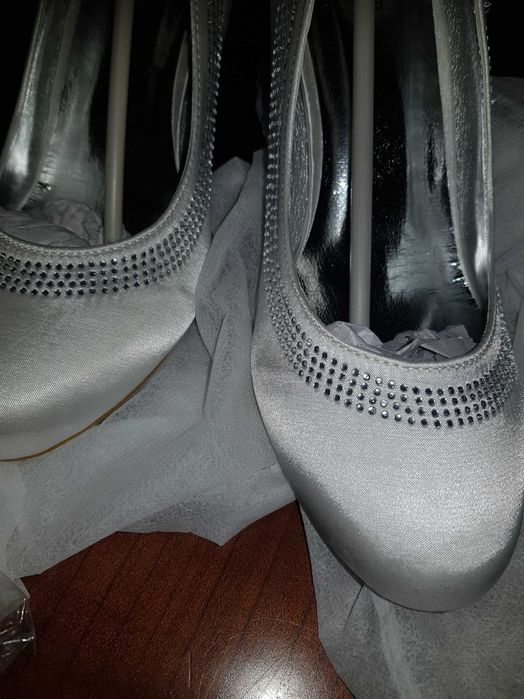 NOWE BUTY 39 ślub SATYNA białe z cyrkoniami obcas 9 cm UK