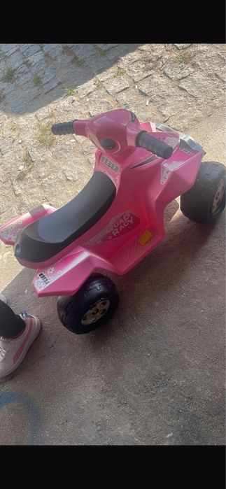 Moto 4 Eletrica infantil Quad Racy Pink
