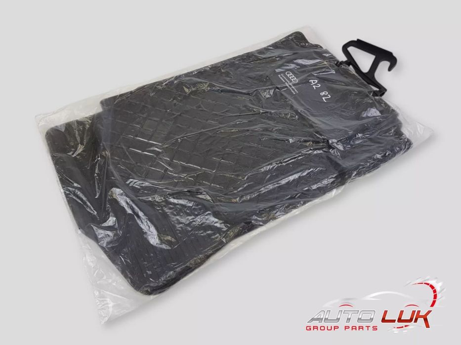 NOWE ORYGINALNE Dywaniki samochodowe gumowe Przednie Audi A2 8Z 8Z1061501