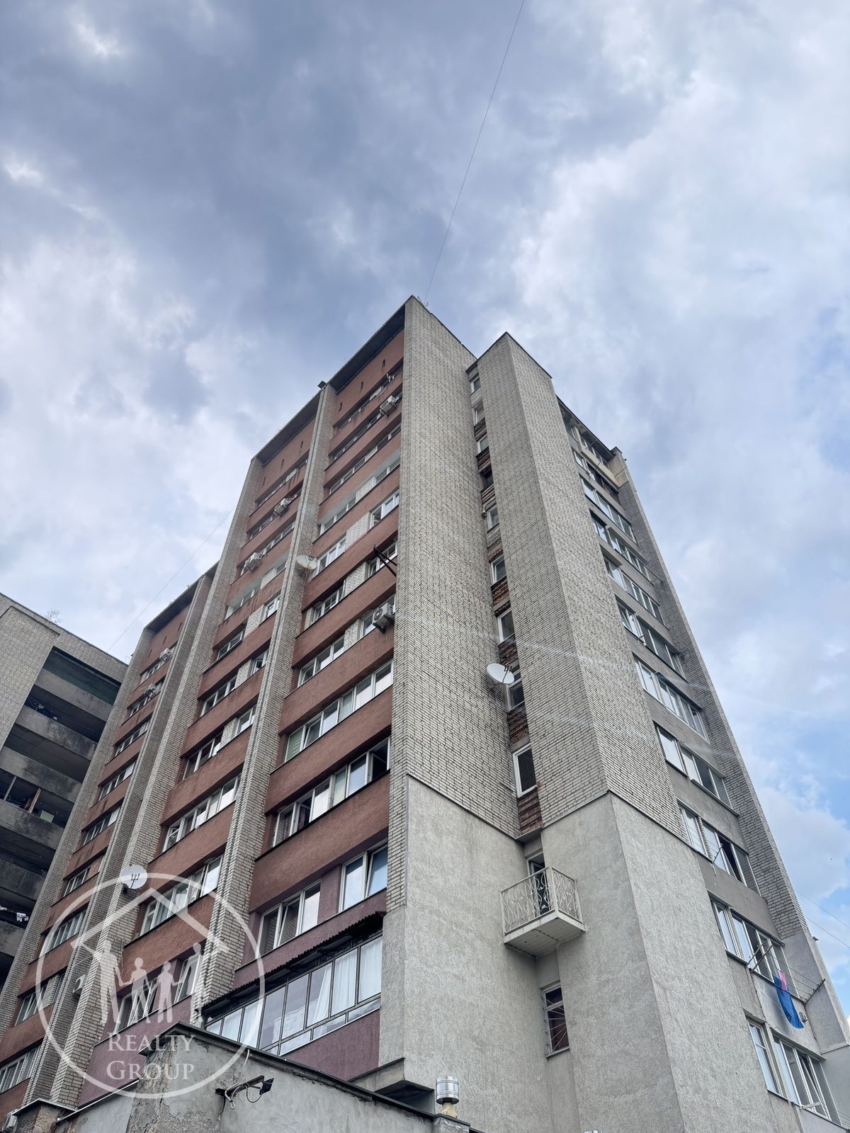 Продаж 3к вул. Лазаренка Стрийський парк, Горіховий гай