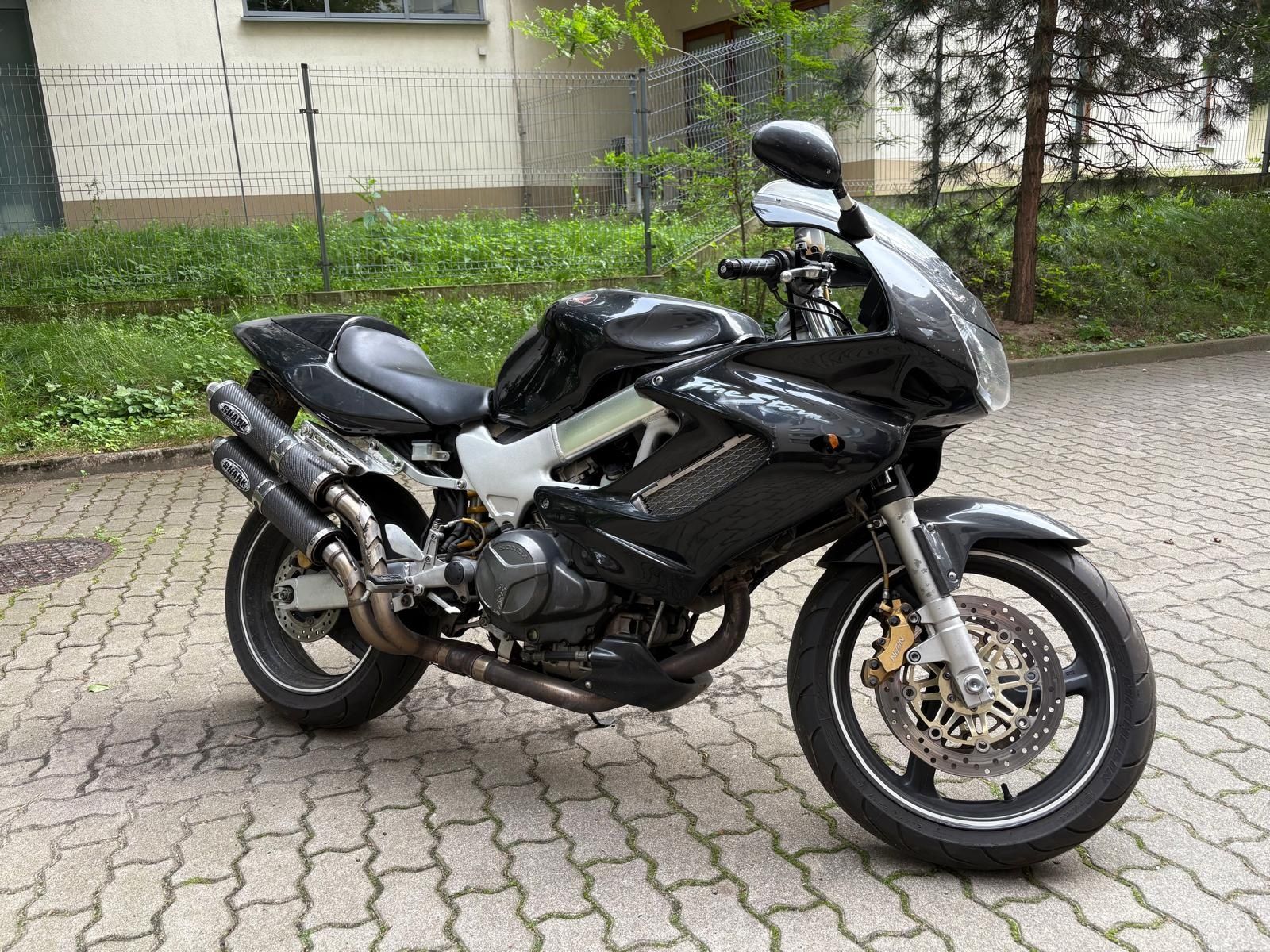 Honda VTR 1000 F