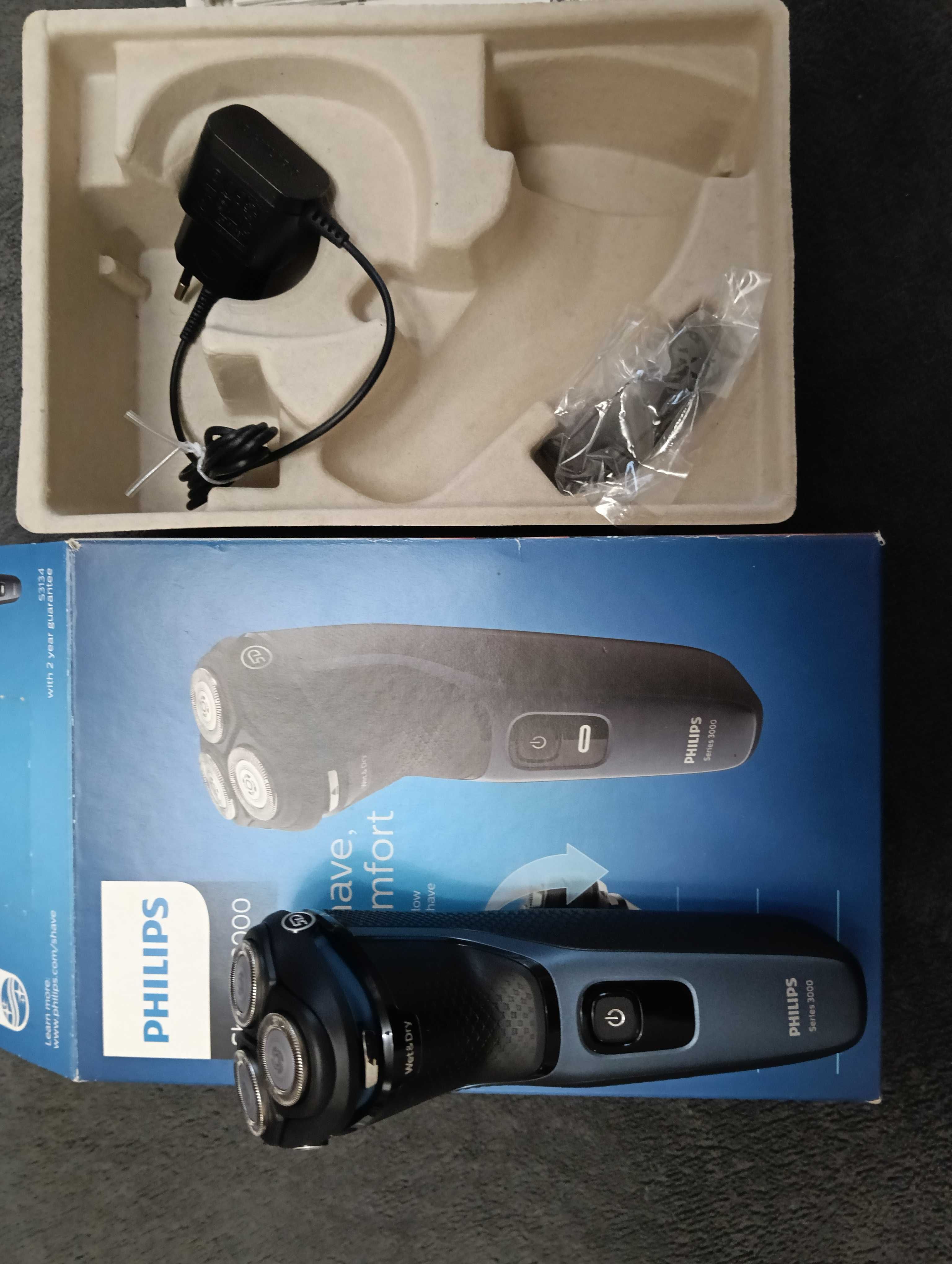 Електробритва PHILIPS series 3000 S3134