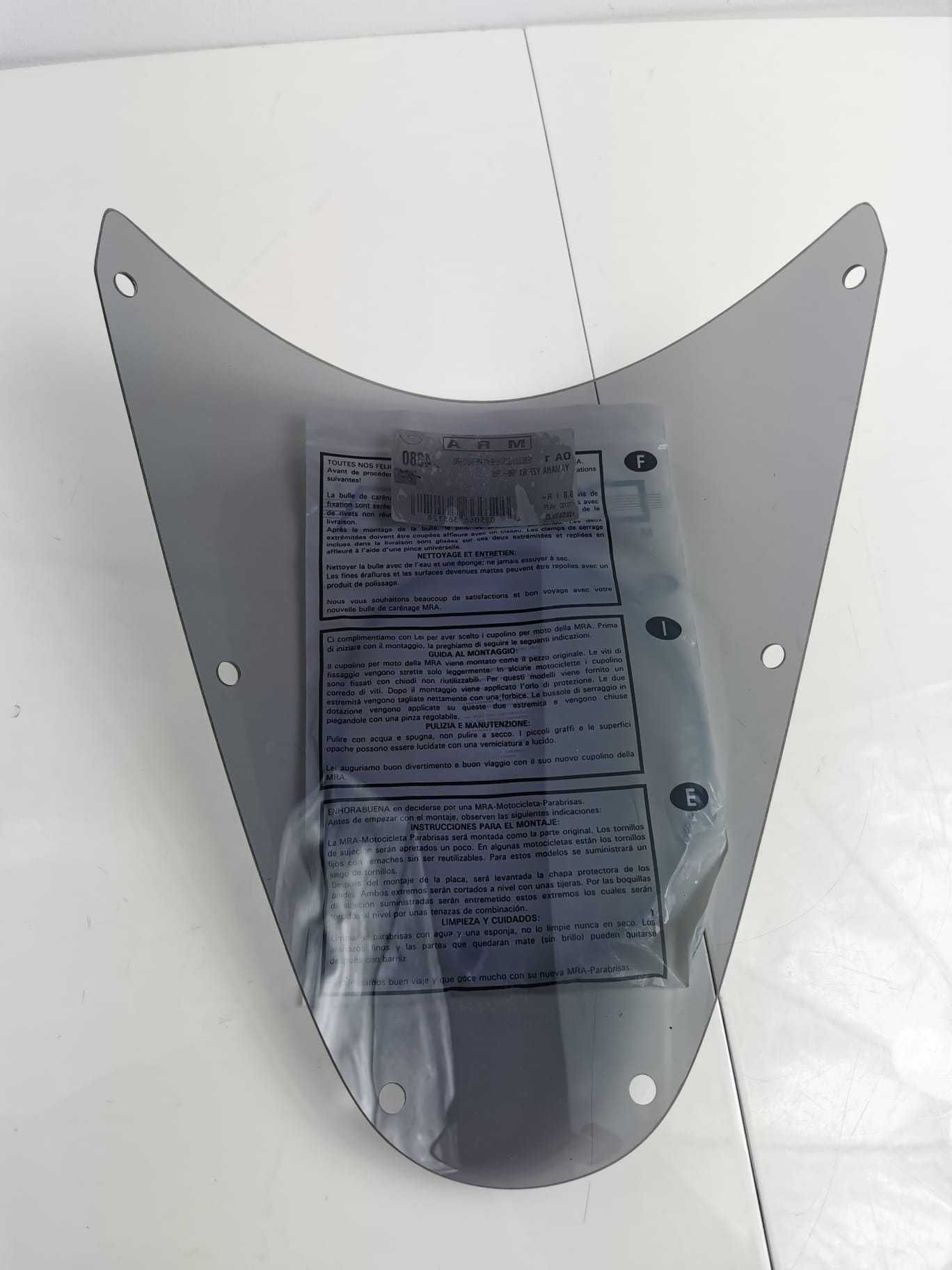 YAMAHA YZF R1 98-99 MRA Szyba Owiewka NOWA Dymiona
