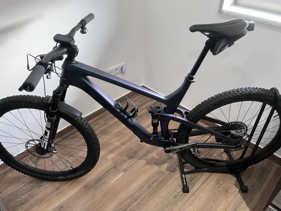 Trek TopFuel 9.8 GX AXS T-TYPE GEN 3 2024