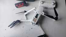 Dron Hubsan Zino, po naprawie i po przygodzie.