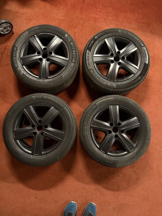 Multivan Koła felgi opony alu 17 cali VW T5 T6 235/55/17