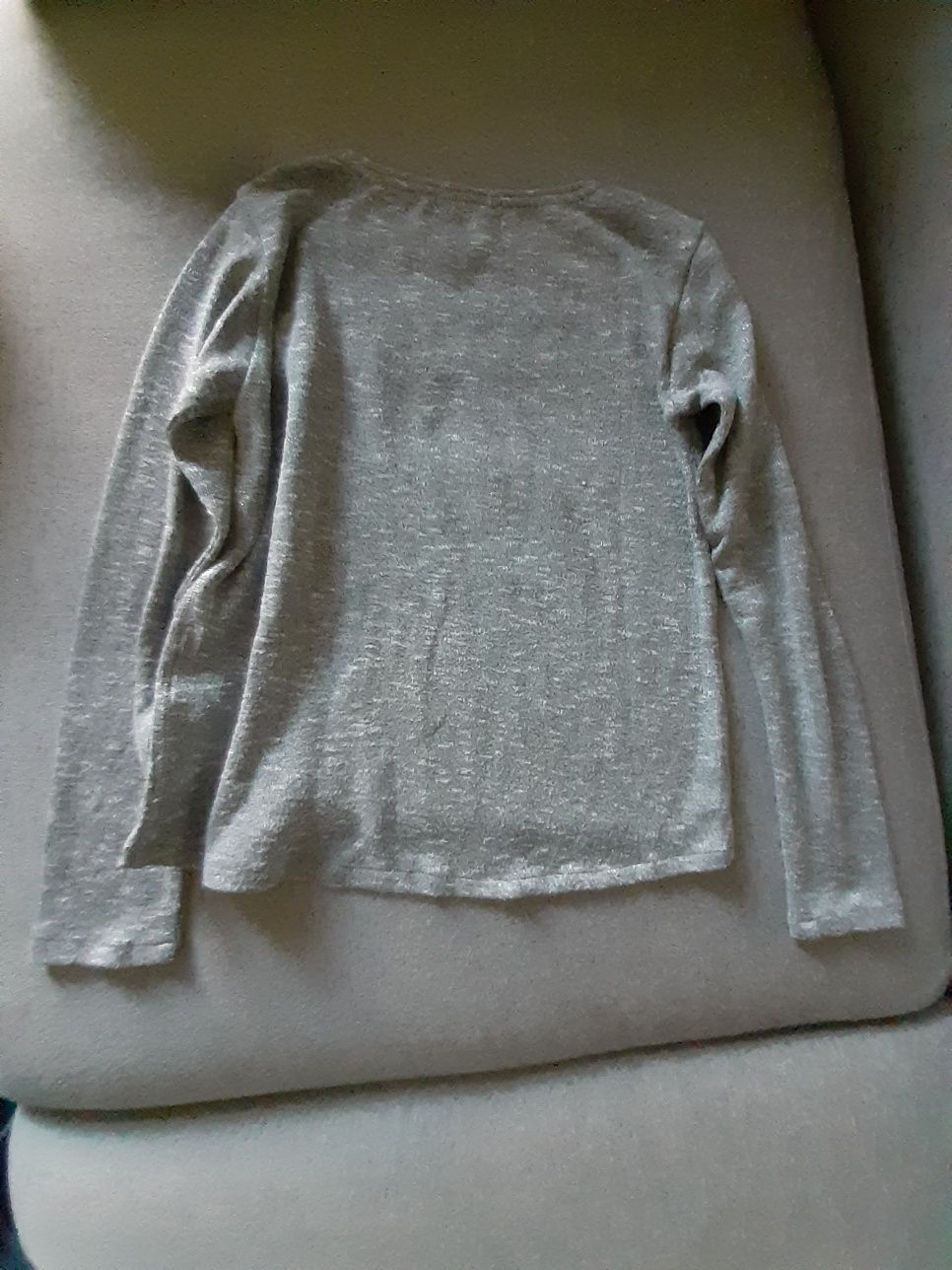 Sweter dziewczęcy rozmiar 146/152 z Reserved