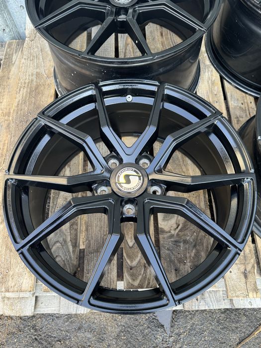 Диски 5/130r20 porche panamera audi vw різно широкі