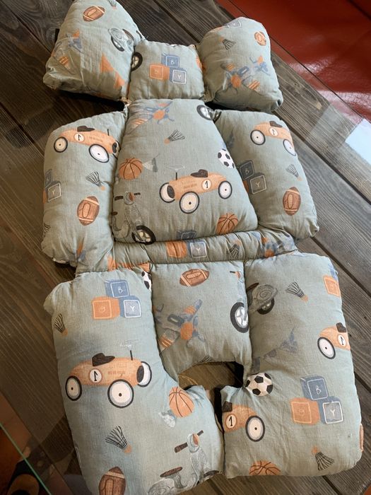 Матрас у візок, стільчик для годування. Б/у