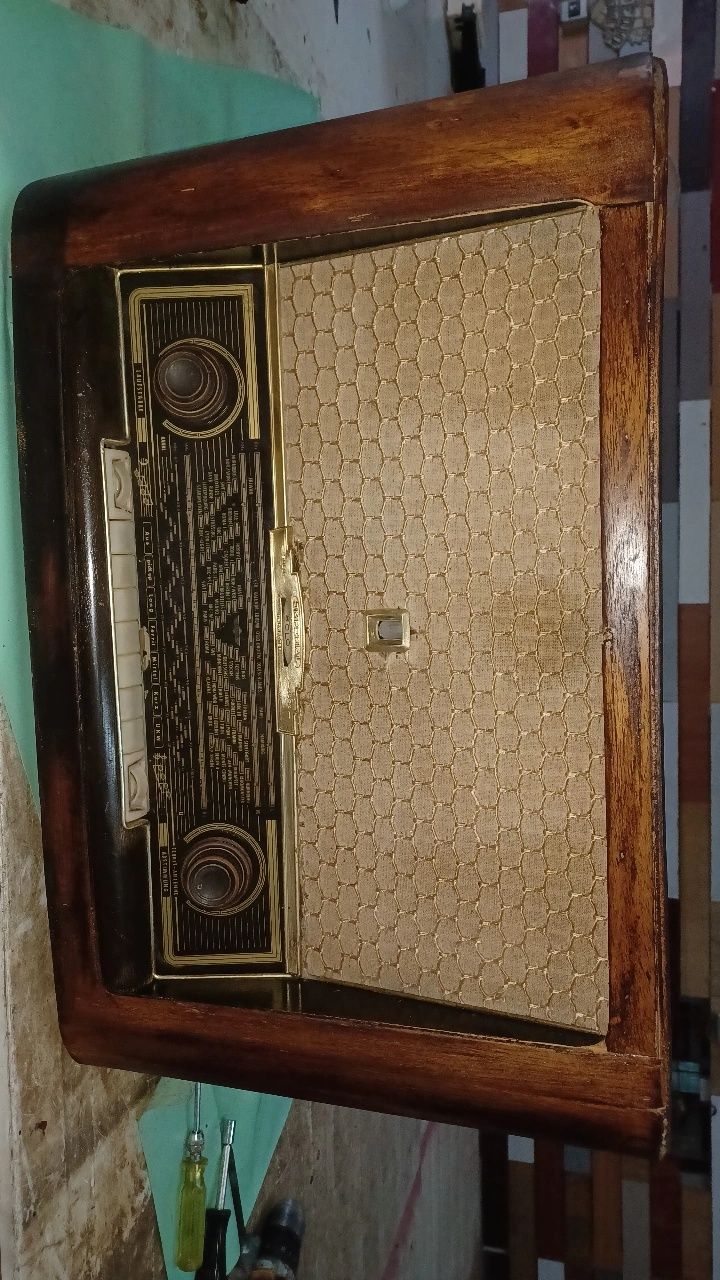 Vendo rádio antigo