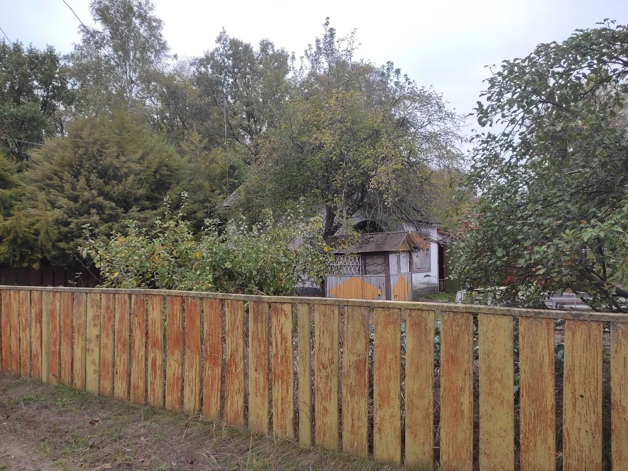 Дачный участок с домиком