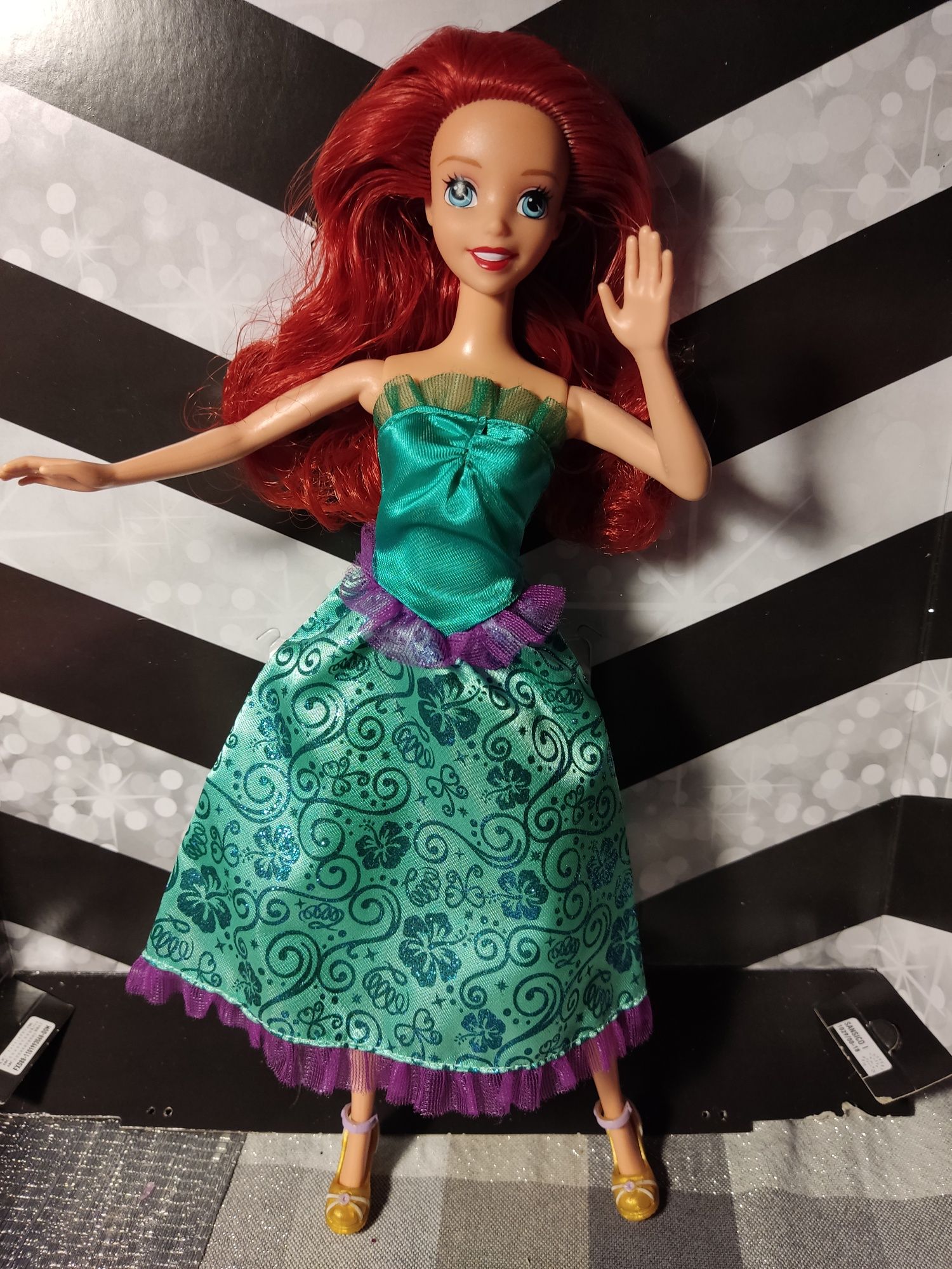 Barbie nr 11 Arielka oryginalna sukienka