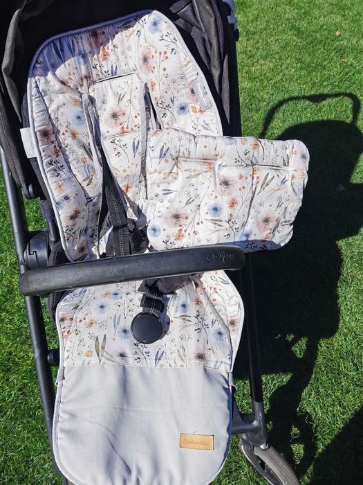 Wózek spacerówka Cybex Balios S Lux / czarny