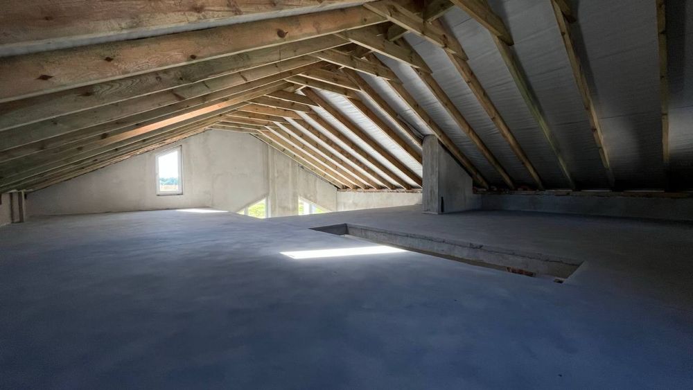 Продам затишний будинок з гаражем у масиві «Золотий», Обарів