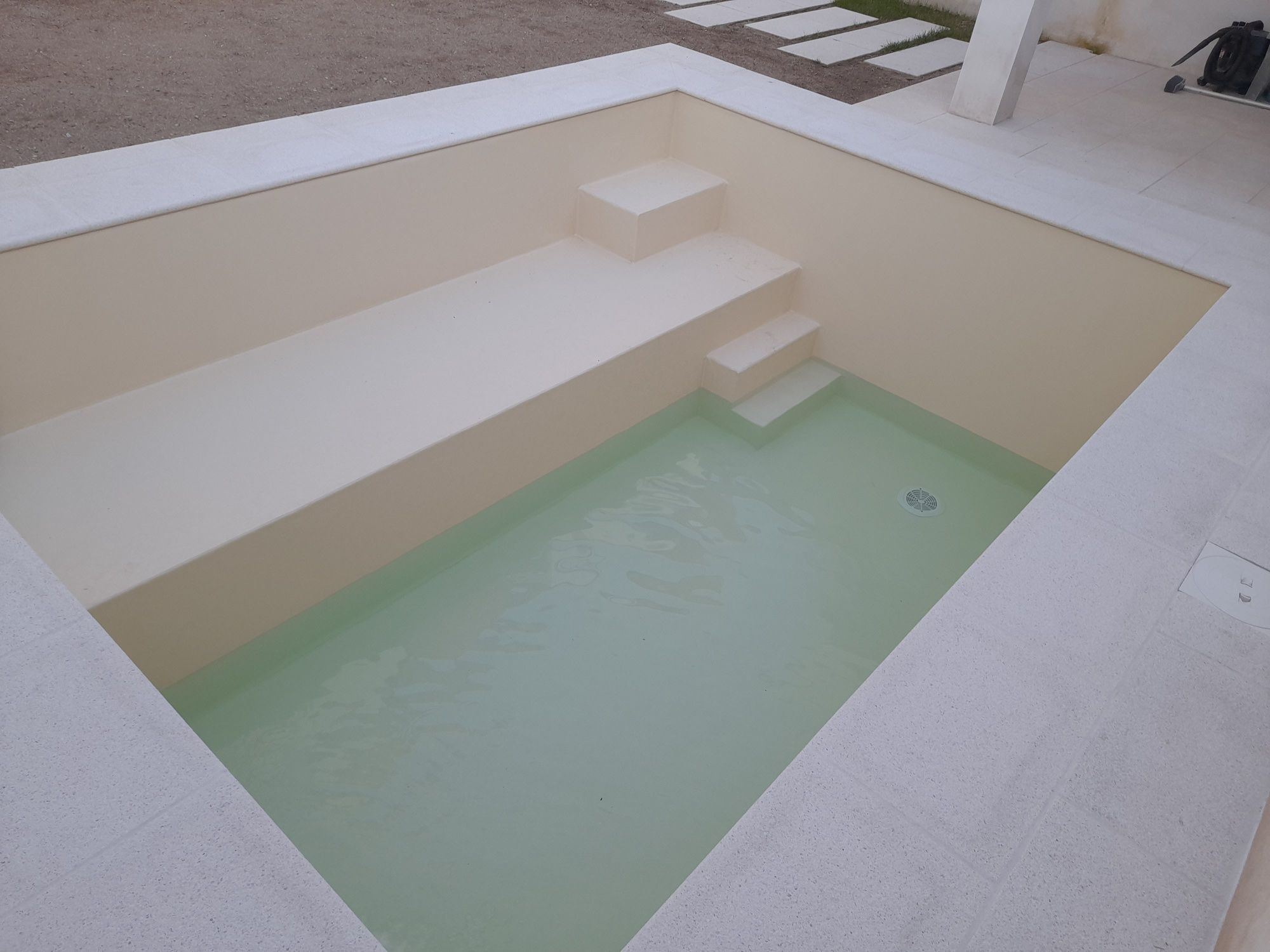 Tela armada para piscinas