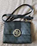 Torebka GUESS czarna