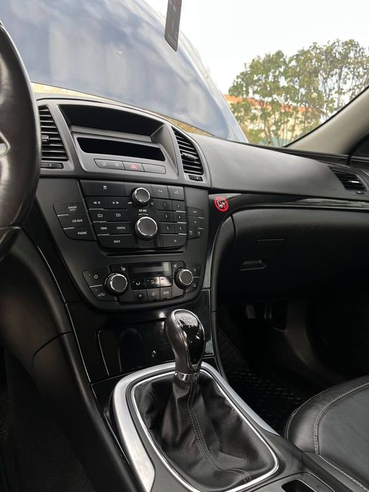 Opel Insignia Sports Tourer 2009 1.6