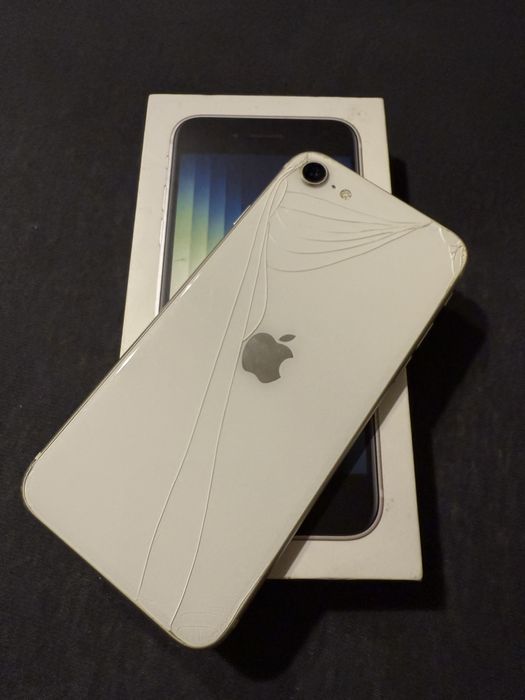 iPhone SE 2022 - 128GB