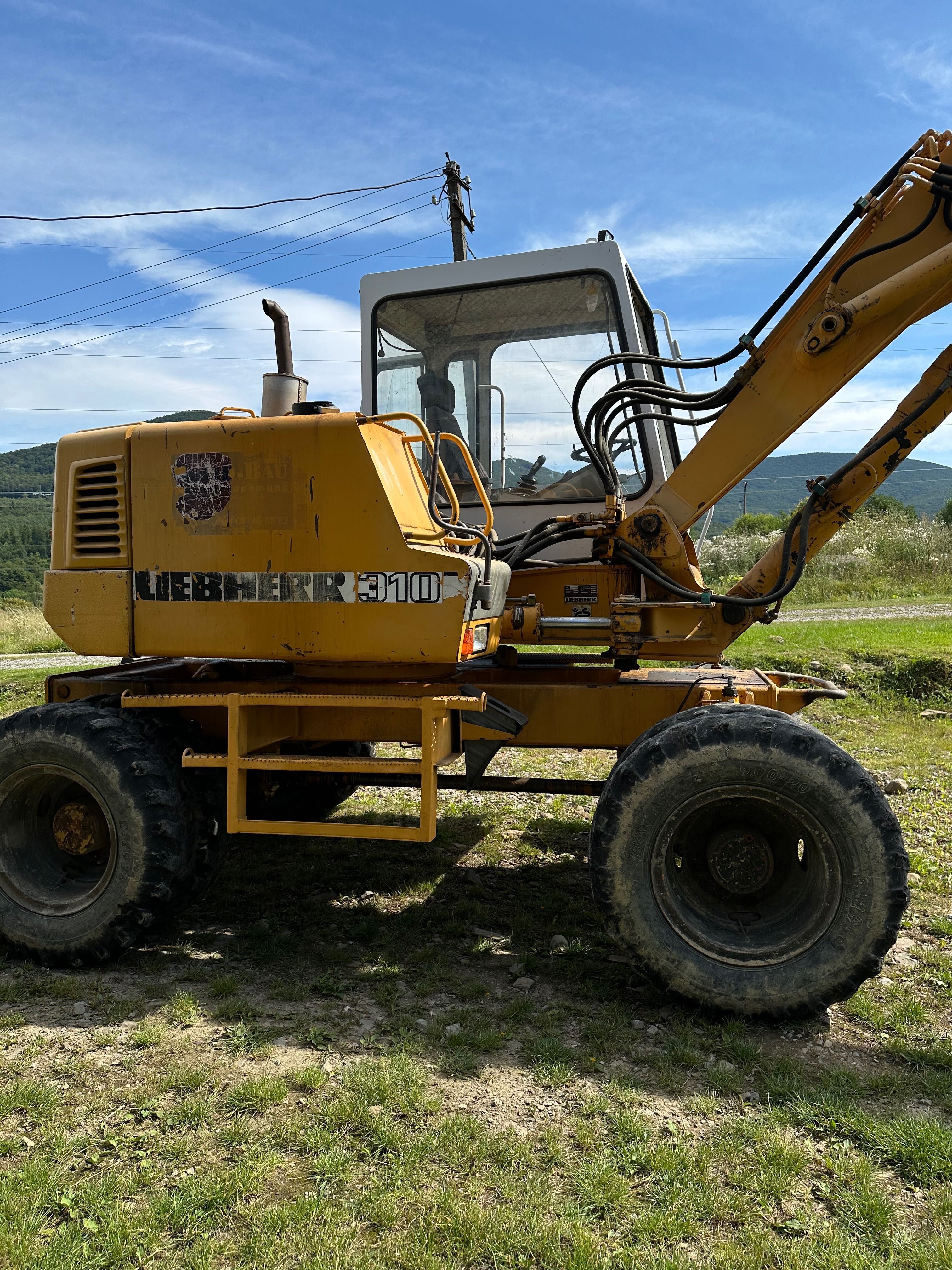 Екскаватор Liebherr A310 1993р. в супер стані