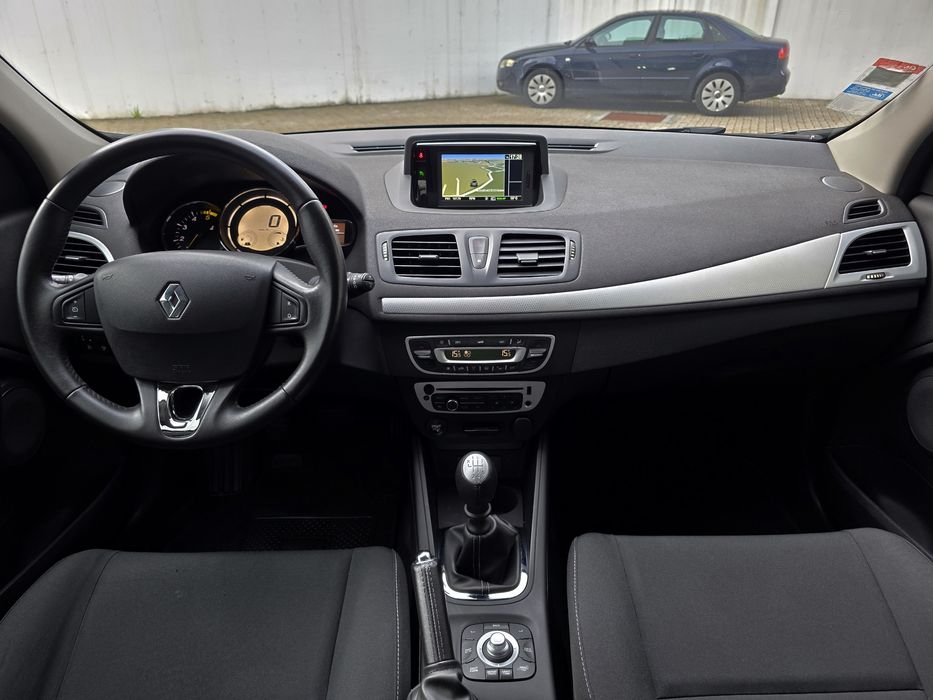 Renault Megane Sport Tourer Dynamic SS 1.5DCI 110CV- Excepcional