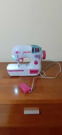 Brinquedo- Maquina de costura de criança
