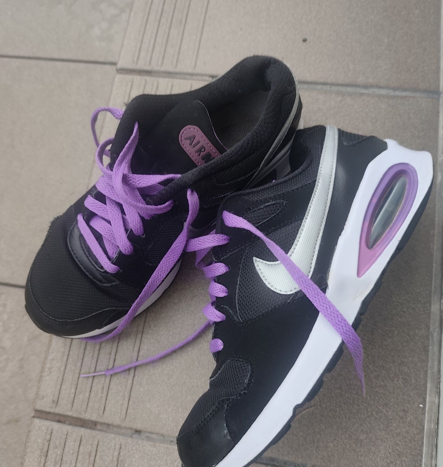Buty młodzieżowe Nike Air Max r.38