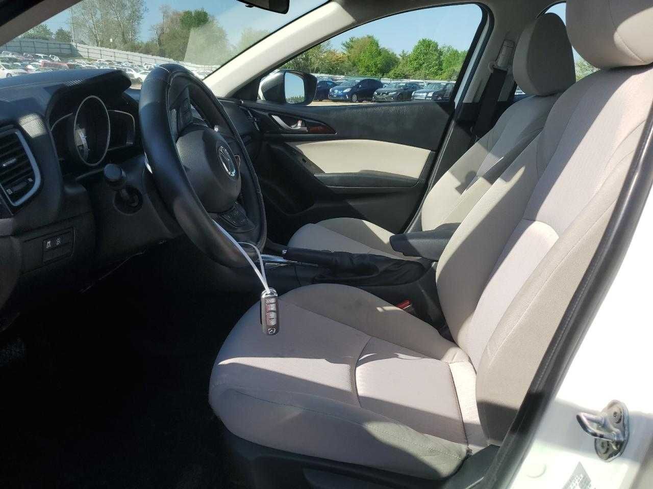 Mazda 3 SPORT 2015