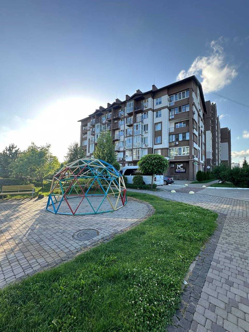Дворівнева квартира ЖК Нова Конча-Заспа, вул. Леоніда Каденюка 18