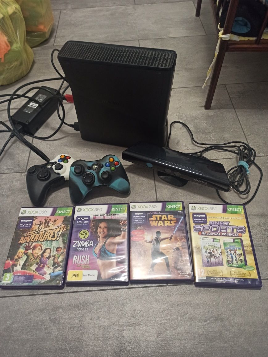 XBOX 360 z kinectem+4 gry na kinecta + 2 pady+ kabel HDMI i zasilaczy