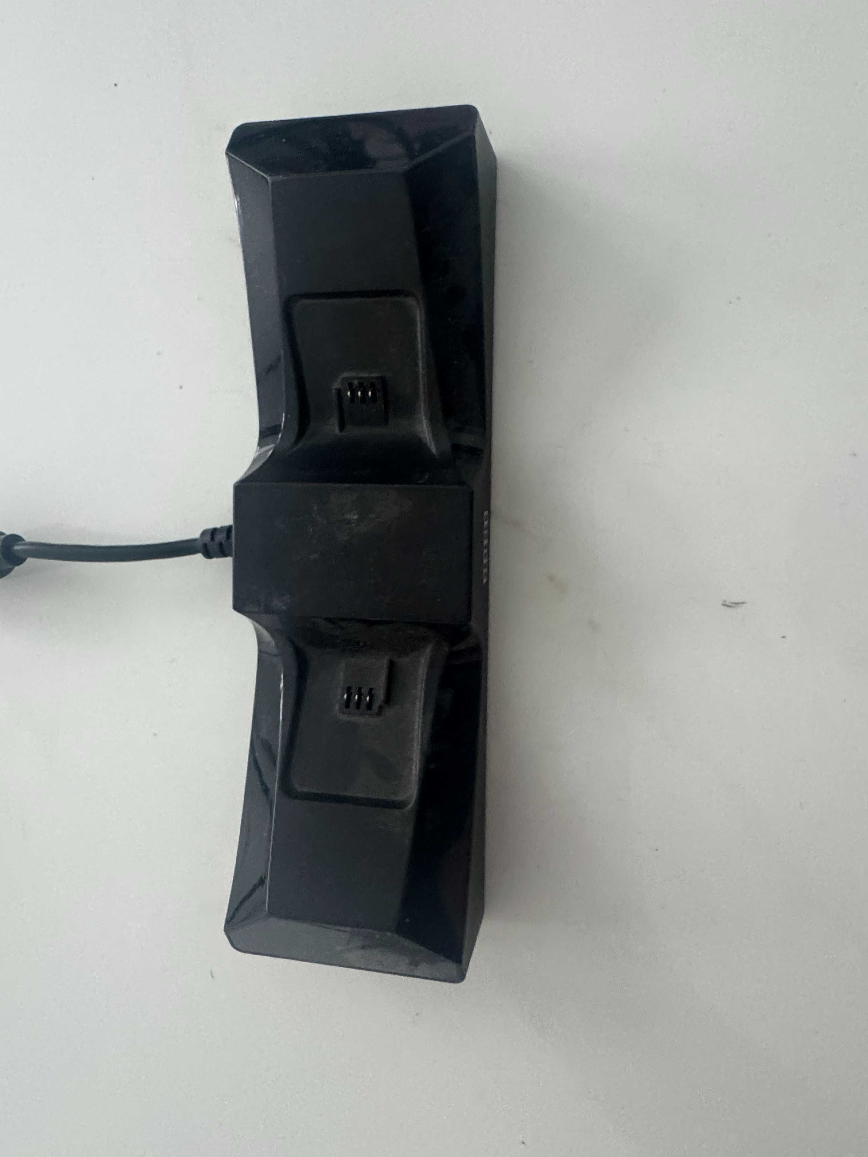 Xbox Series X 1TB + jeden pad + ładowarka do padów  dodatkowy dysk 1TB