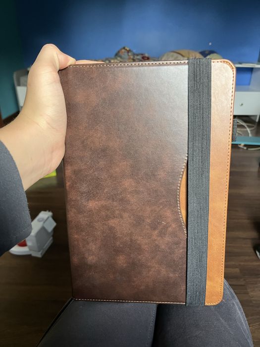 Etui na tablet skórzane