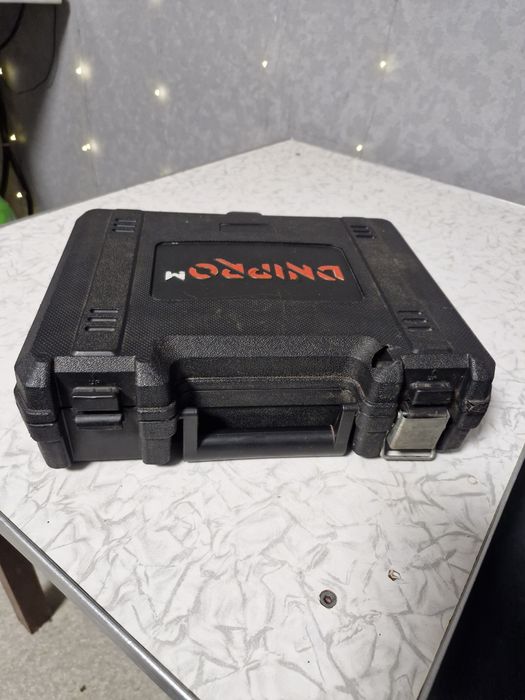 Акамуляторный шуруповерт DNIPRO-M 12V