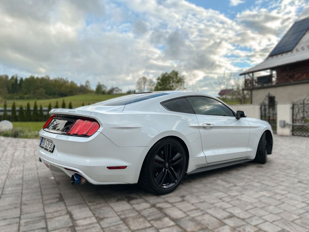 FORD MUSTANG 2015r 3.7l V6