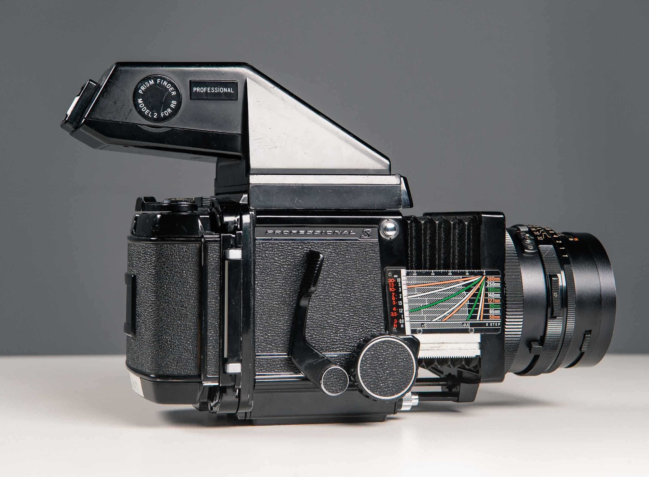 Плівкова камера Mamiya RB67 ProS з об'єктивом Sekor C 90mm 3.8