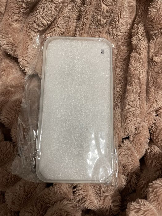 Case z motywem gór iPhone 12
