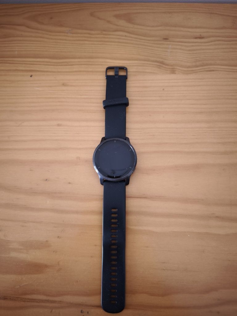 Relógio Garmin venu 2 com um pequeno aranhão que não afeta em nada