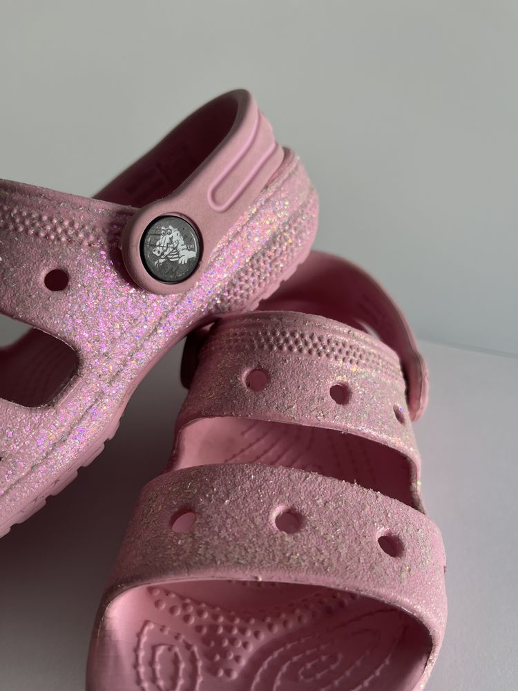 Sandały crocs c9 różowe z brokatem