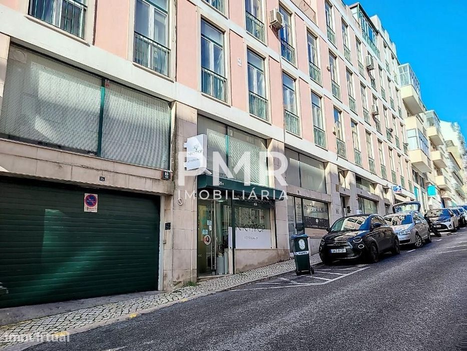 Estacionamento junto ao Largo do Rato