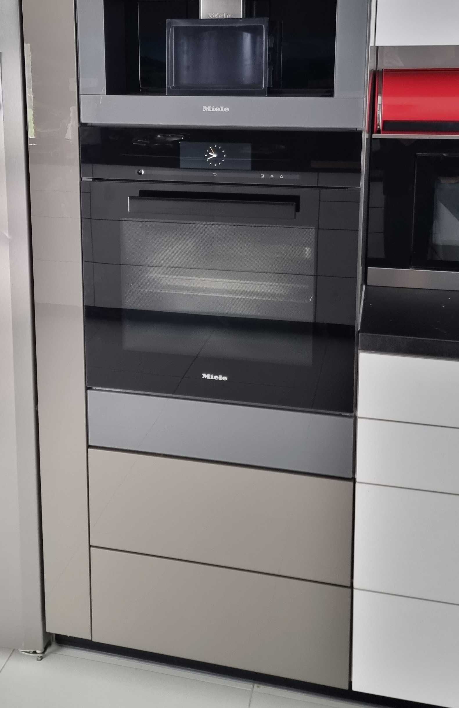 Piekarnik 2w1. Piekarnik konwekcyjno - parowy Miele DGC 6860 XXL, 68L