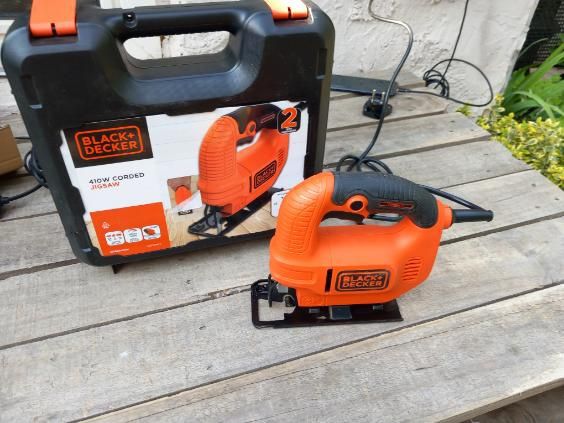 Wyrzynarka Black+Decker KFBES410 410W