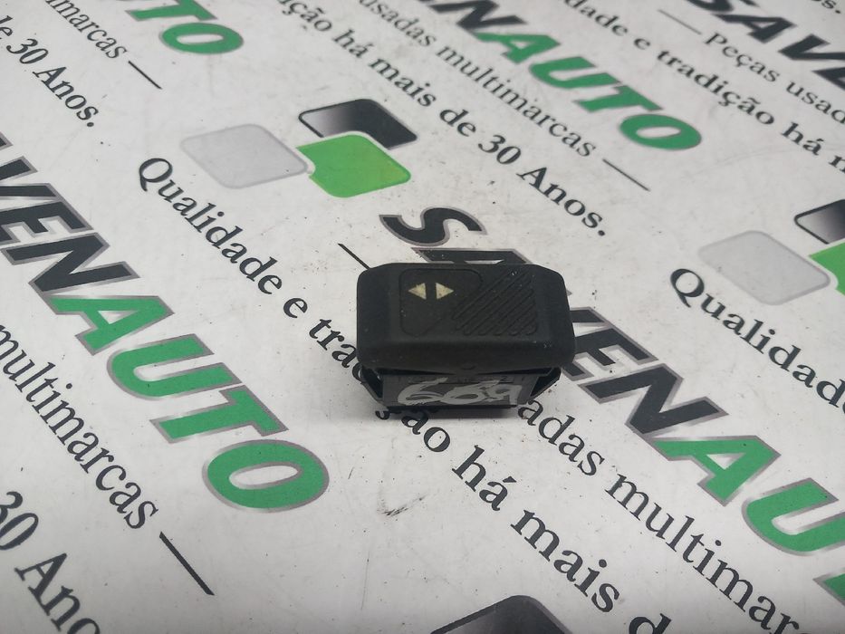 Comando / botão / interruptor vidros frente direito RENAULT Clio I (B/