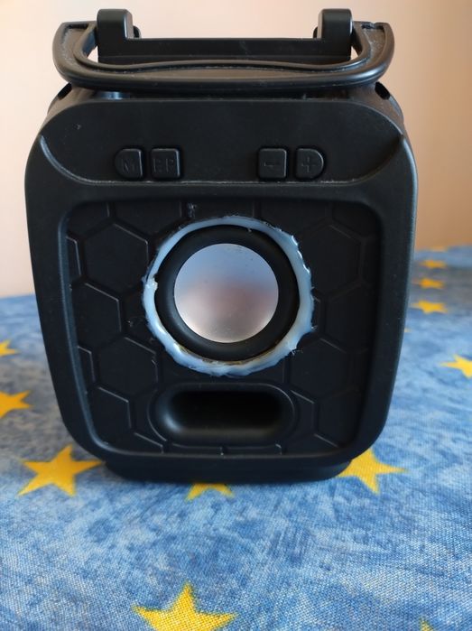 Głośnik Przenośny Bluetooth Z Radiem Fm, Karta Sd, Pendrive