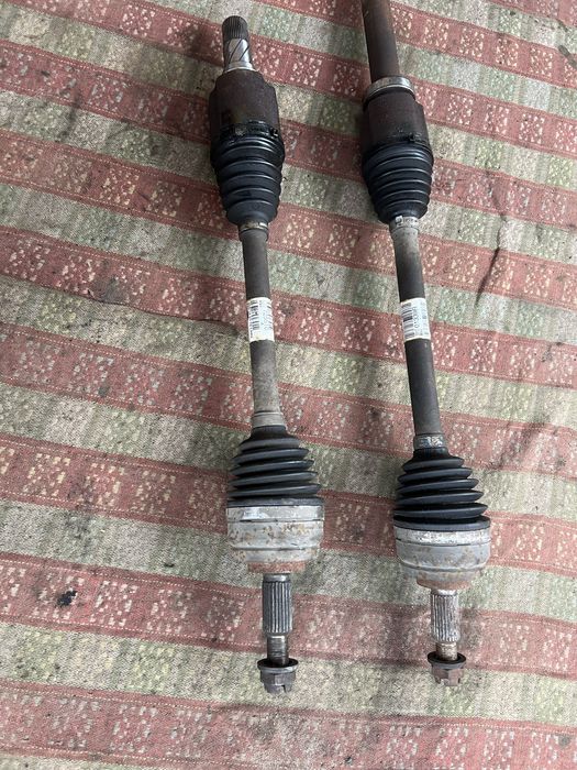 391001339R Полуось правая левая renault megane 3 1.6 1.9 dci 08-16