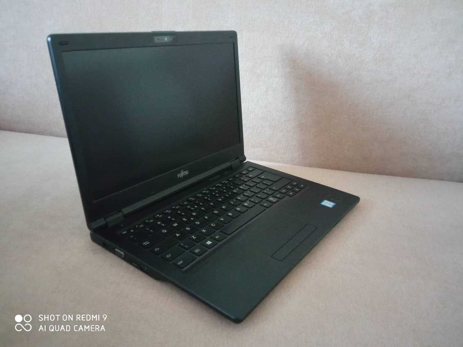 Laptop Fujitsu Lifebook E448