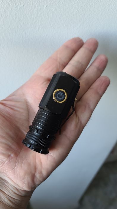 Фонарь тактический маленький сверхяркий на три ядра