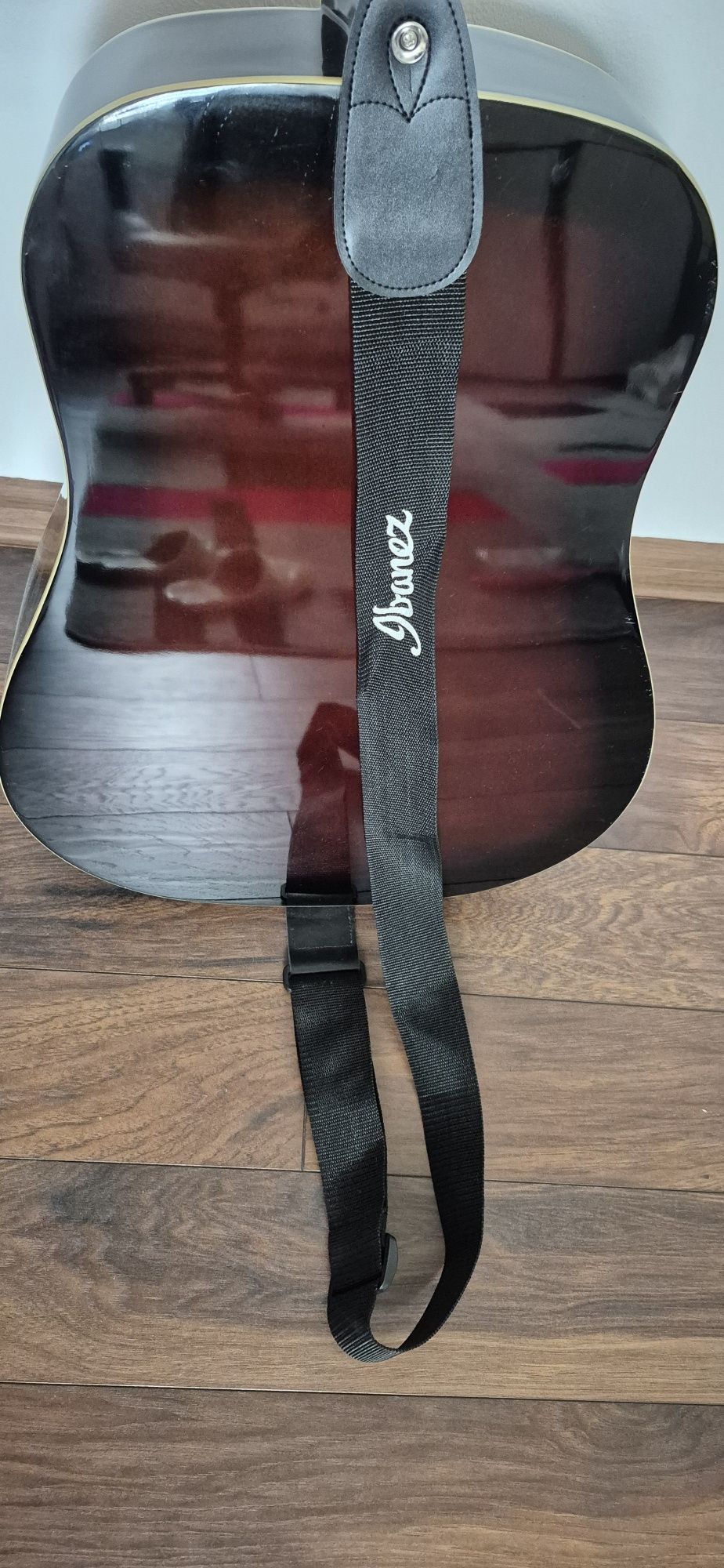 Gitara firmy Ibanez