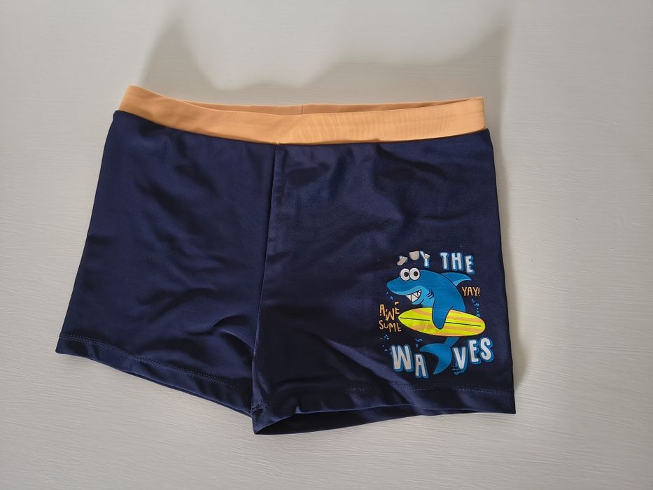 Kąpielówki /szorty kąpielowe 134/140.