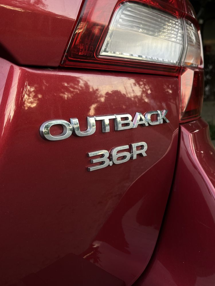 Subaru Outback 2018 3.6 бензин