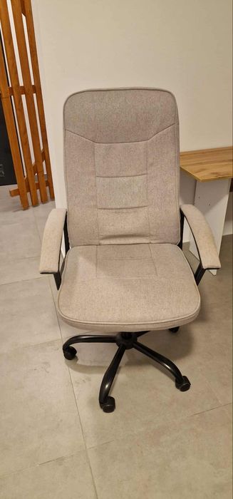 Krzesło biurowe JYSK