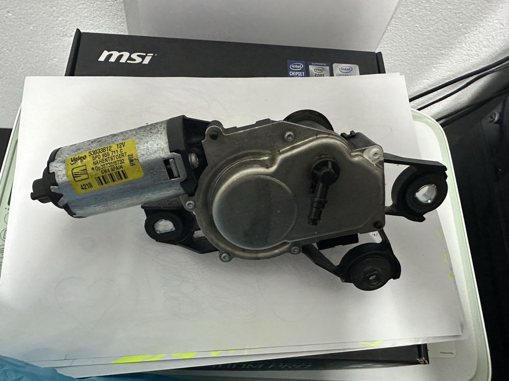 Seat Leon e altea material eletrico